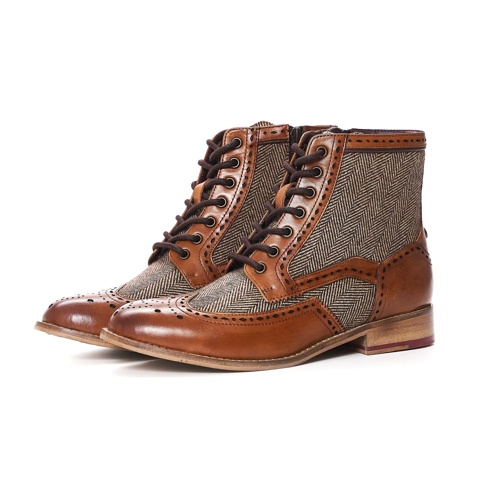 ERICA 2.0 TAN TWILL BROGUE BOOT