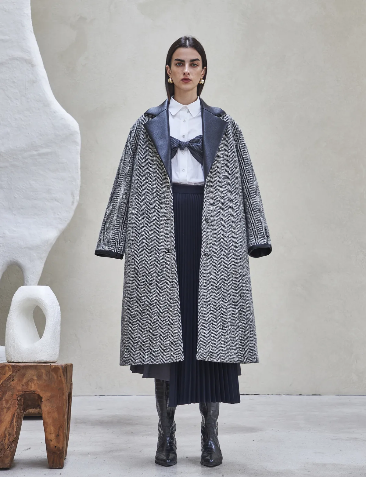 OVERSIZED SINGLE COAT - black