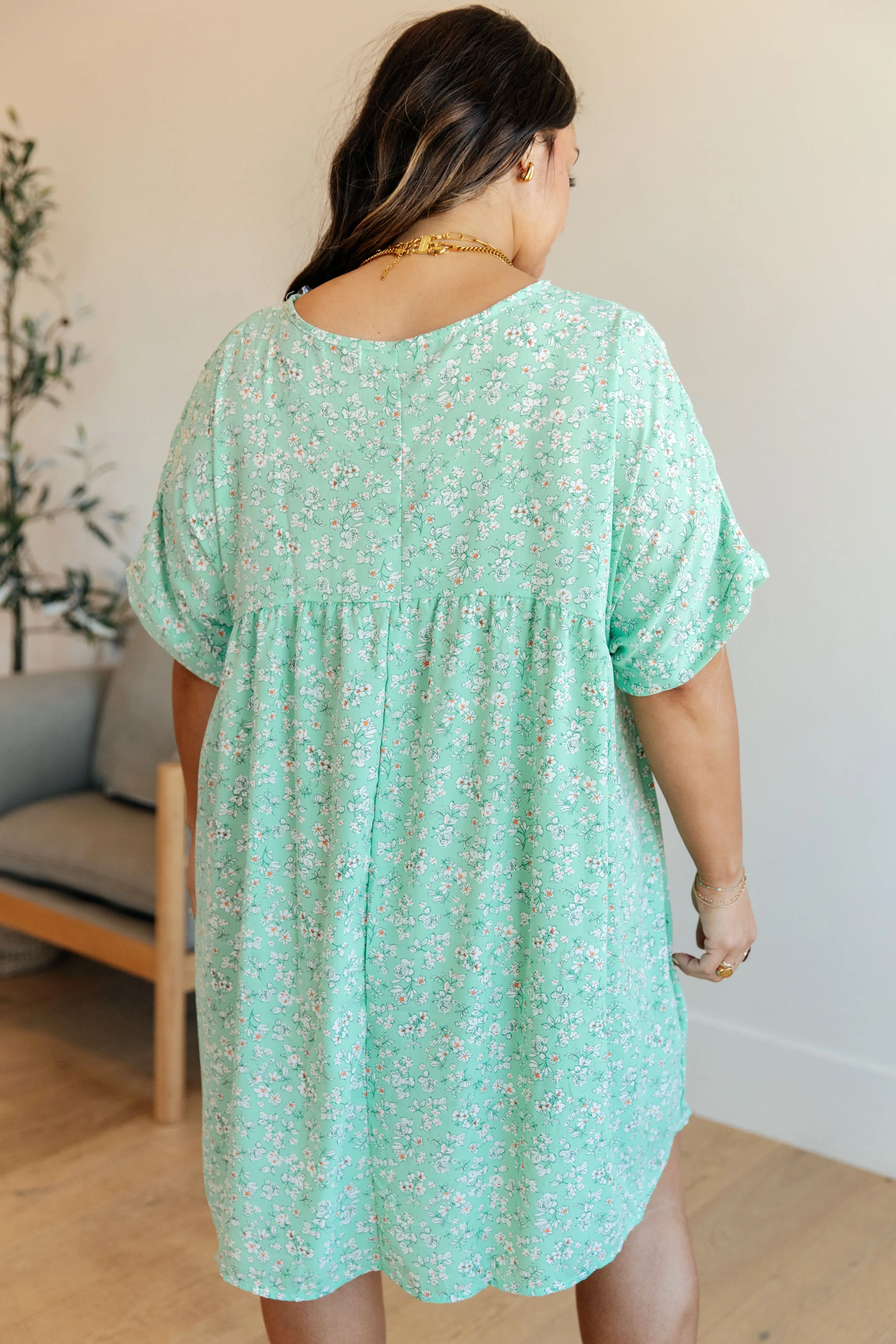 Rodeo Lights Dolman Sleeve Dress in Mint Floral