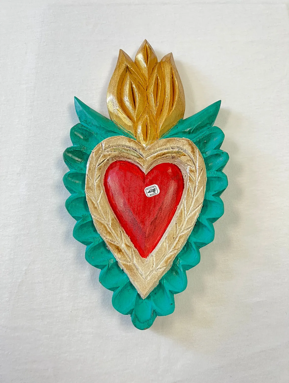 Scalloped Lined Sacred Heart